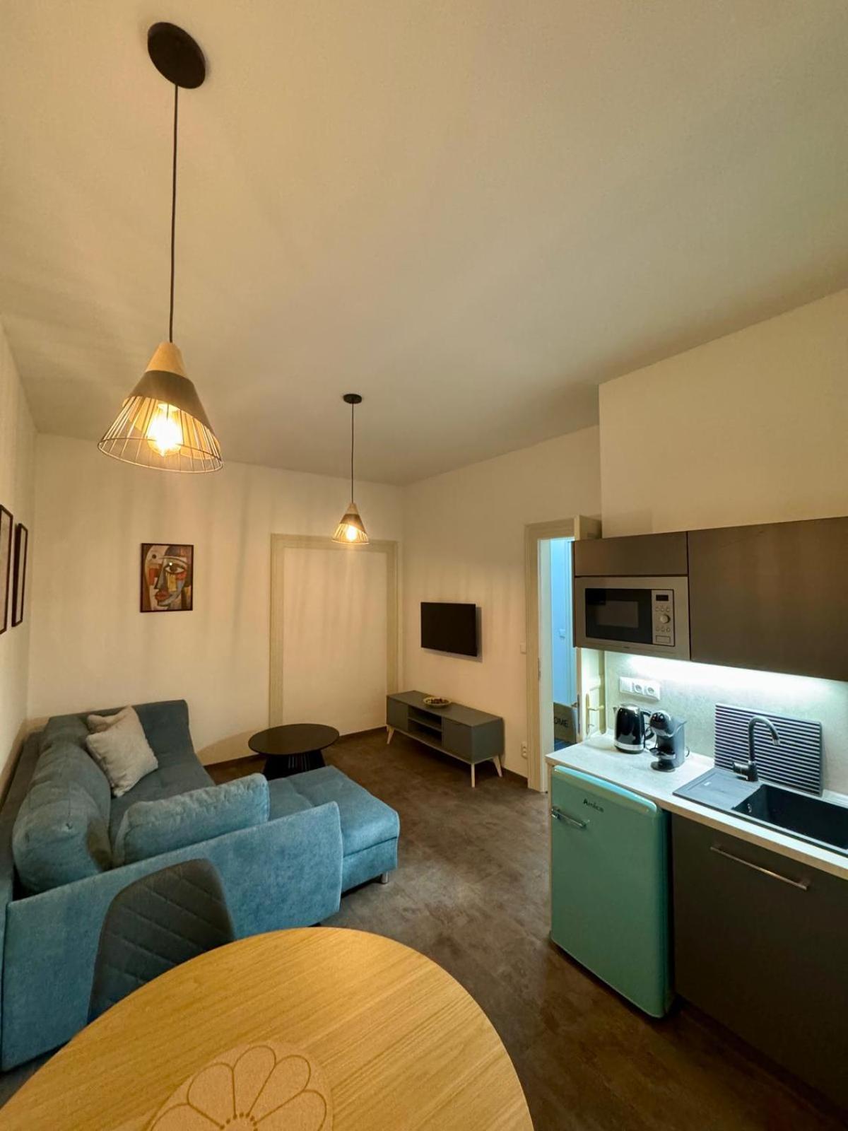 Pearl Bee Deluxe Suites Plzeň Exterior foto