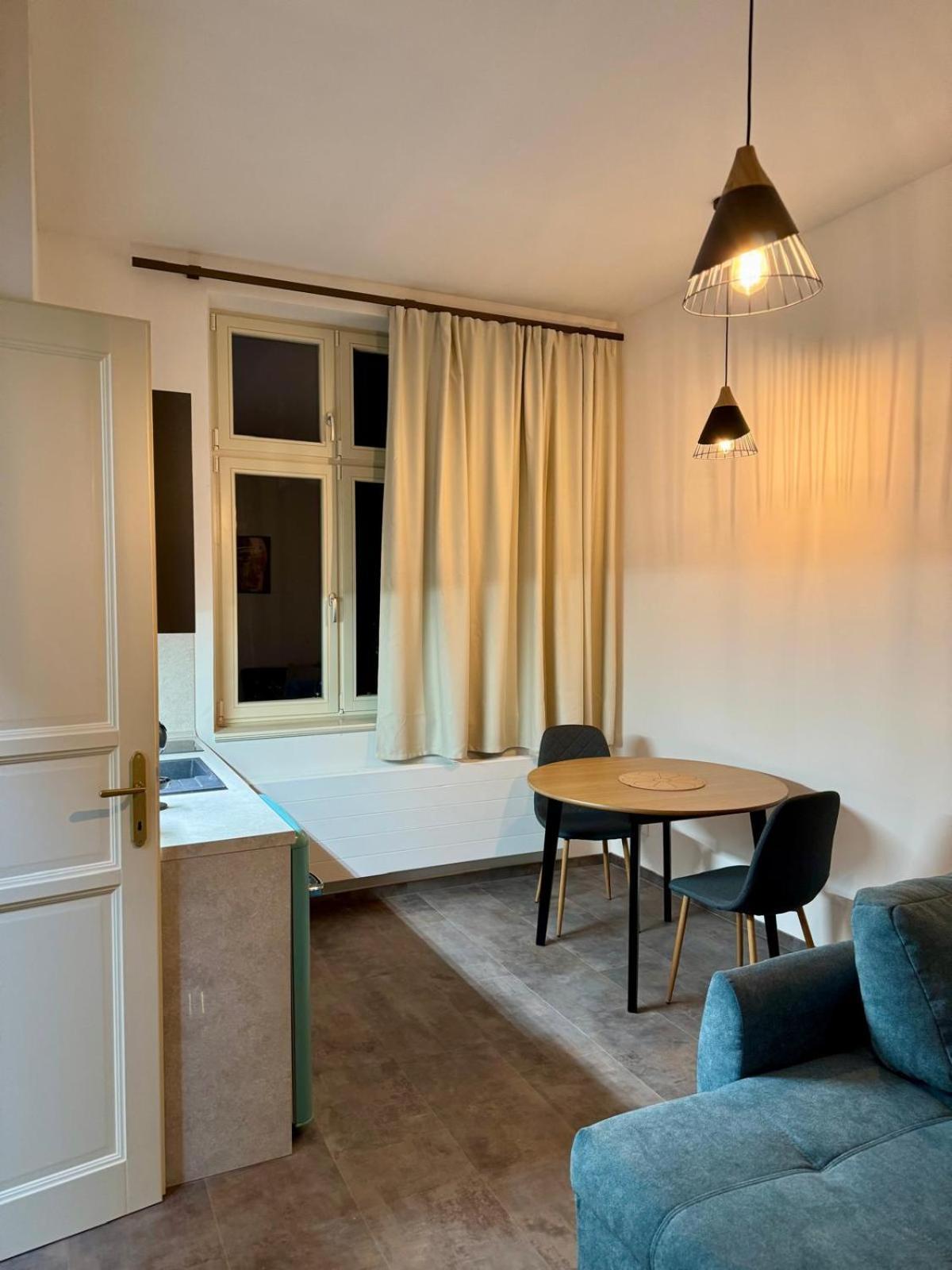 Pearl Bee Deluxe Suites Plzeň Exterior foto